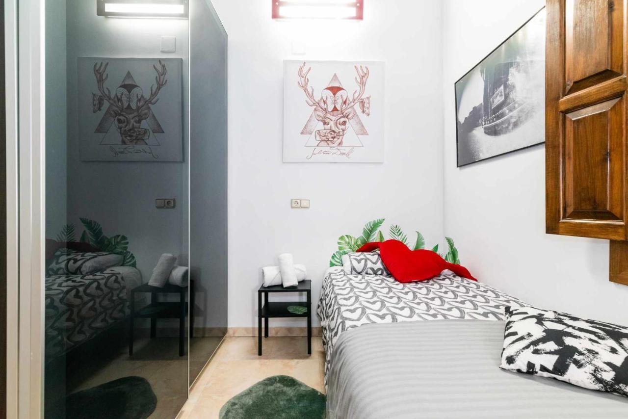 Comodo Y Moderno Apartamento Centro Granada Eksteriør billede