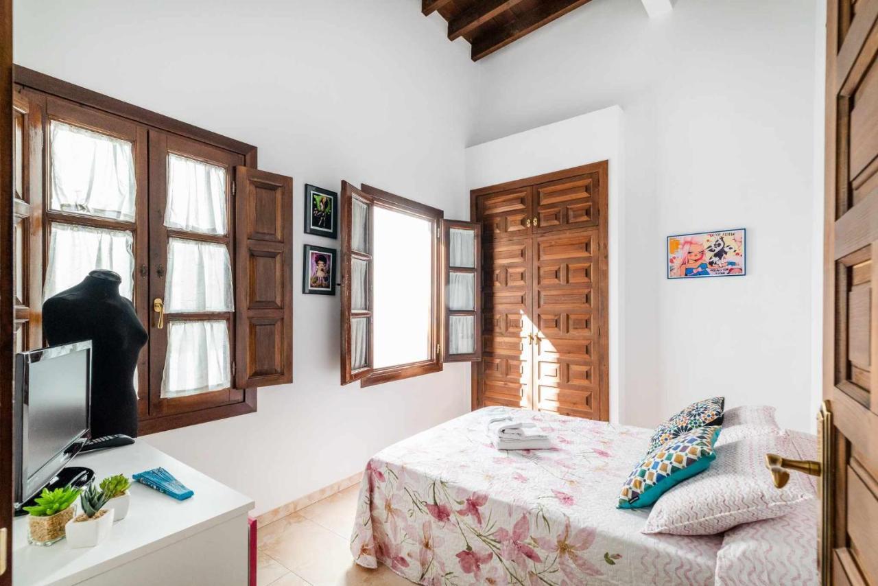 Comodo Y Moderno Apartamento Centro Granada Eksteriør billede